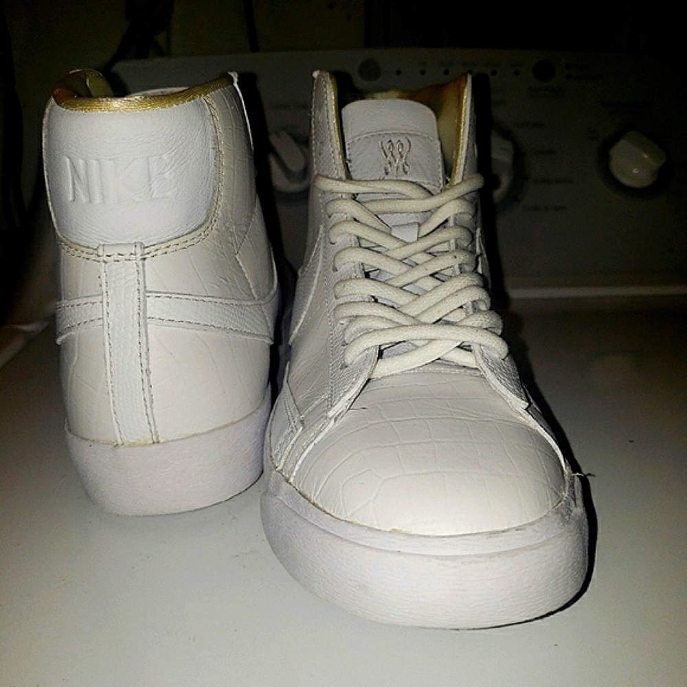 Serena Williams EUC all leather Blazers